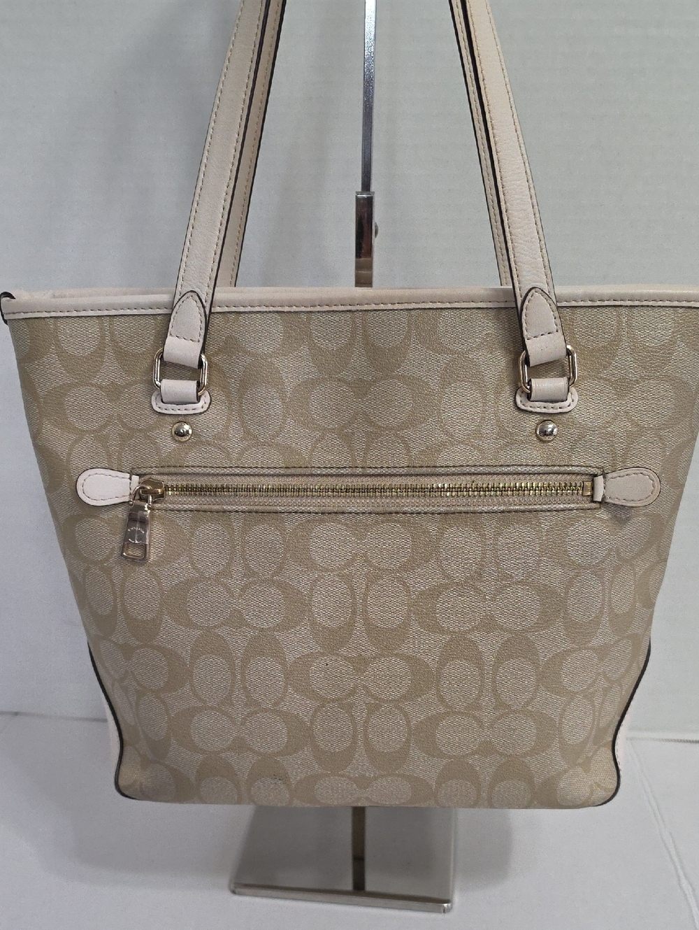 Coach Signature Gallery Tote In Cream & Beige *GUC* - Picture 3 of 13